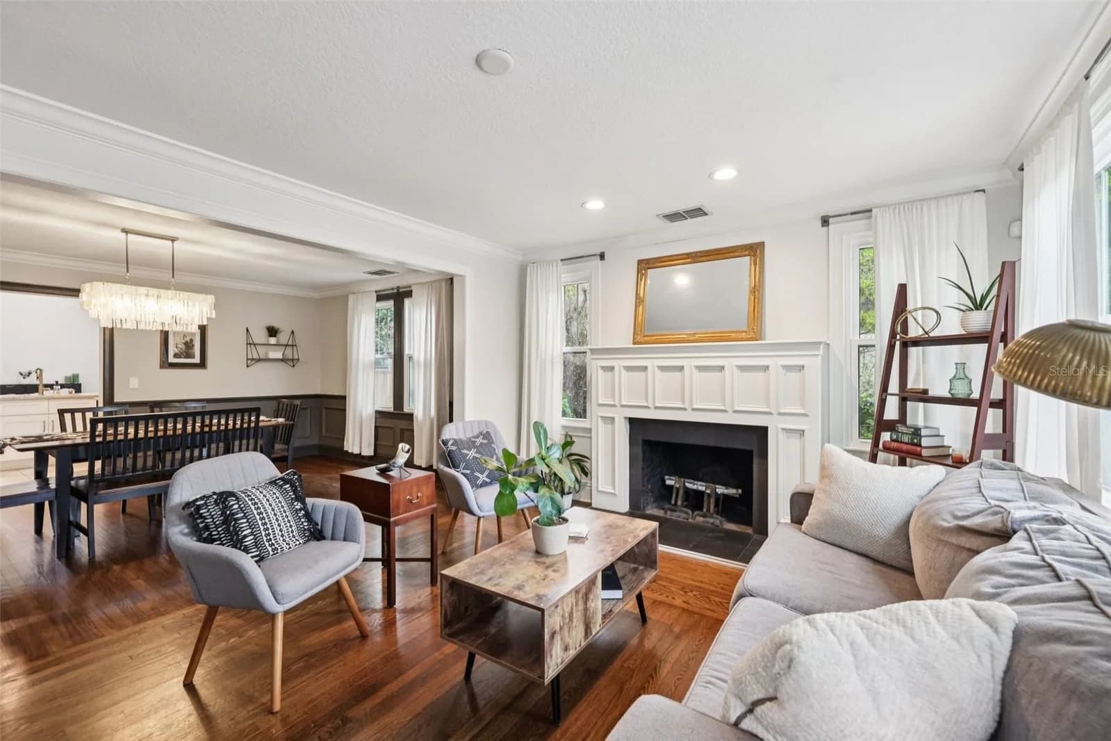 442 BRIERCLIFF Drive 4