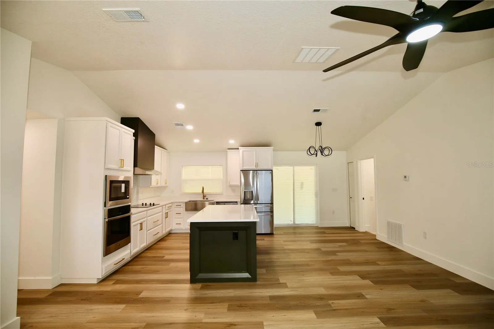 2235 WAUTOMA Place 5