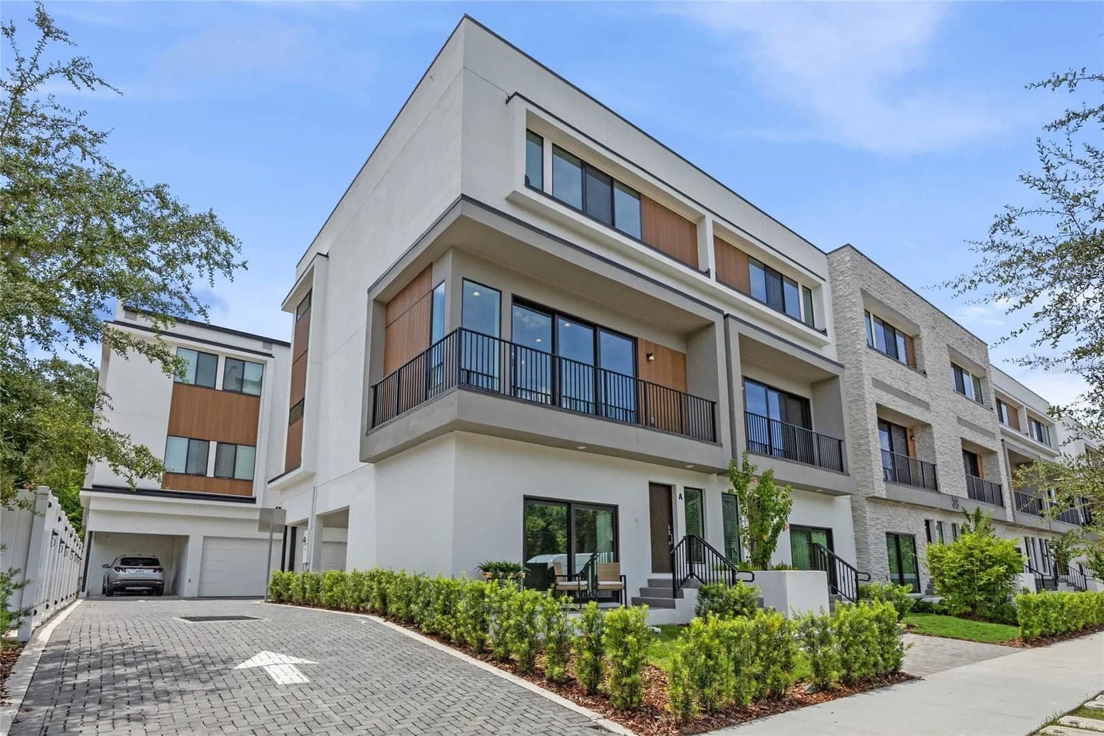 52 HARDING Street #A, Orlando, FL 32806 2