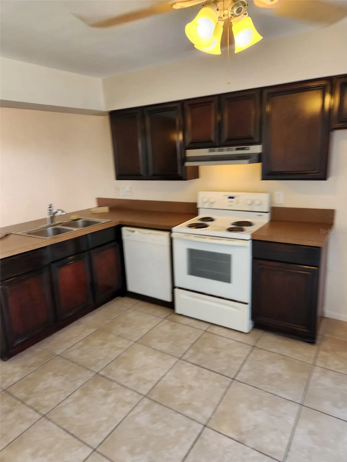 1882 CARALEE Boulevard #3 4