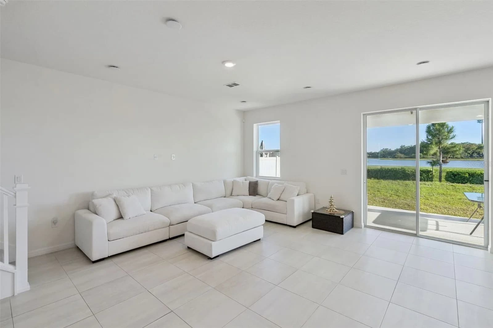 1764 STAMEN, Kissimmee, FL 34744 3