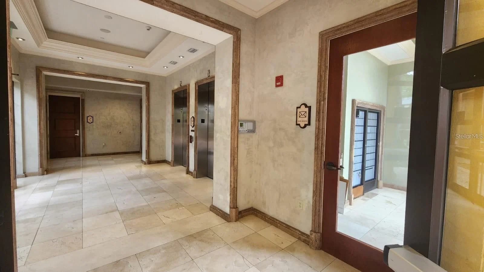 7065 WESTPOINTE Boulevard #305 4
