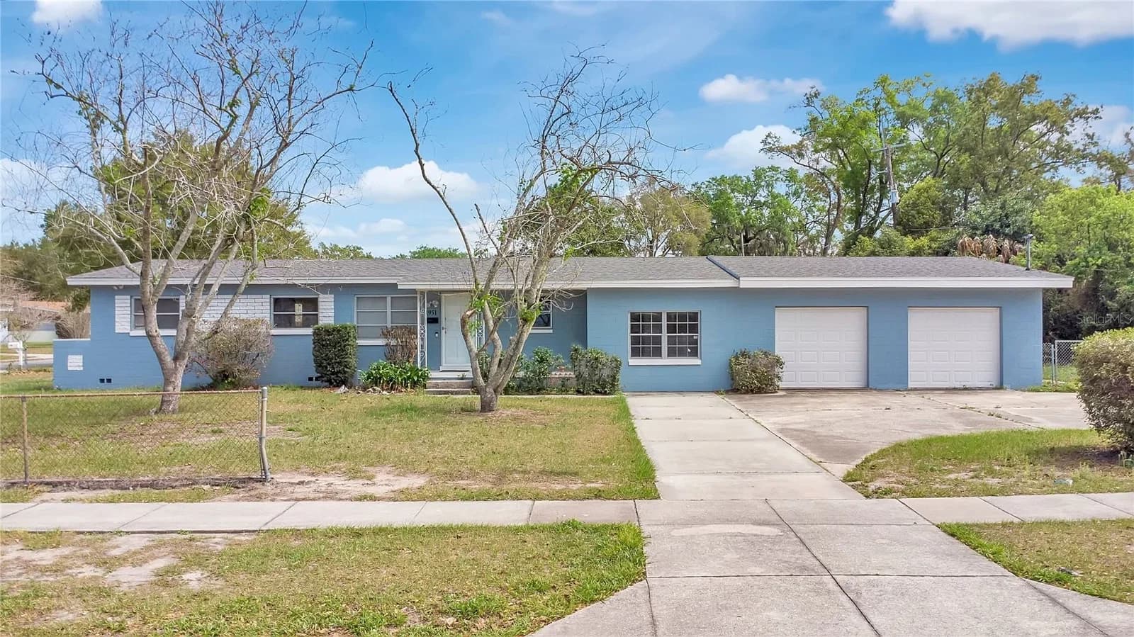 1951 CRYSTAL LAKE Drive, Orlando, FL 32806