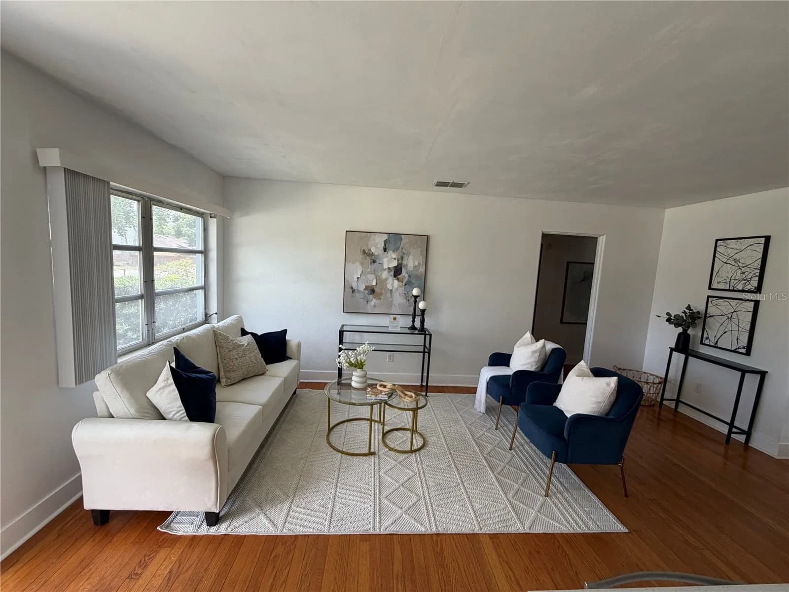 1951 CRYSTAL LAKE Drive 5
