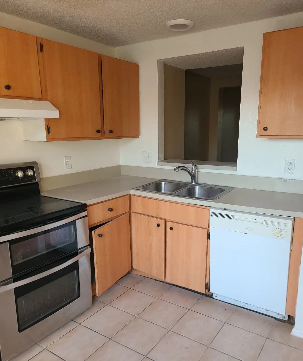 4916 SILVER OAKS VLG #E, Orlando, FL 32808 2