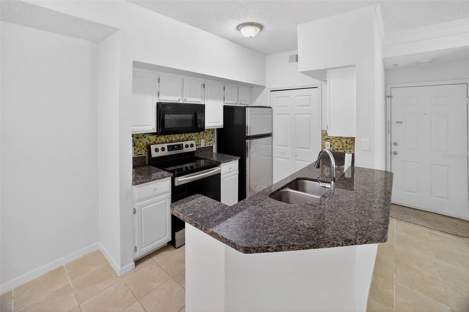 13003 PLANTATION PARK Circle #1323, Orlando, FL 32821 2
