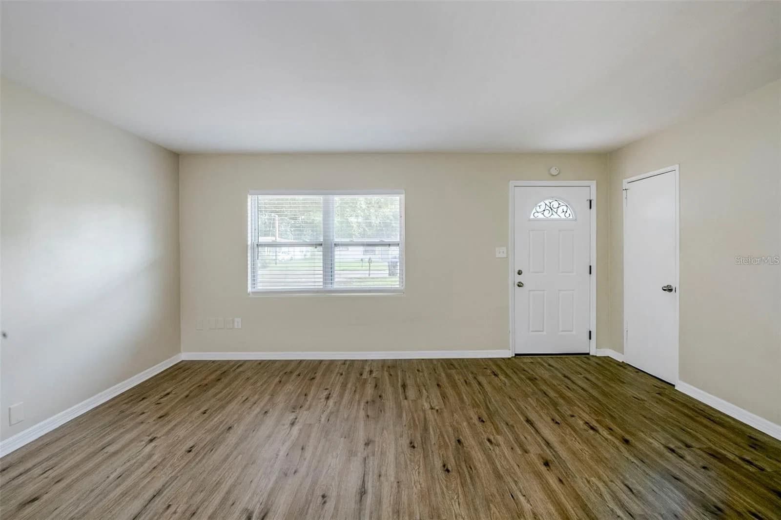 5214 MONTAGUE PLACE 4