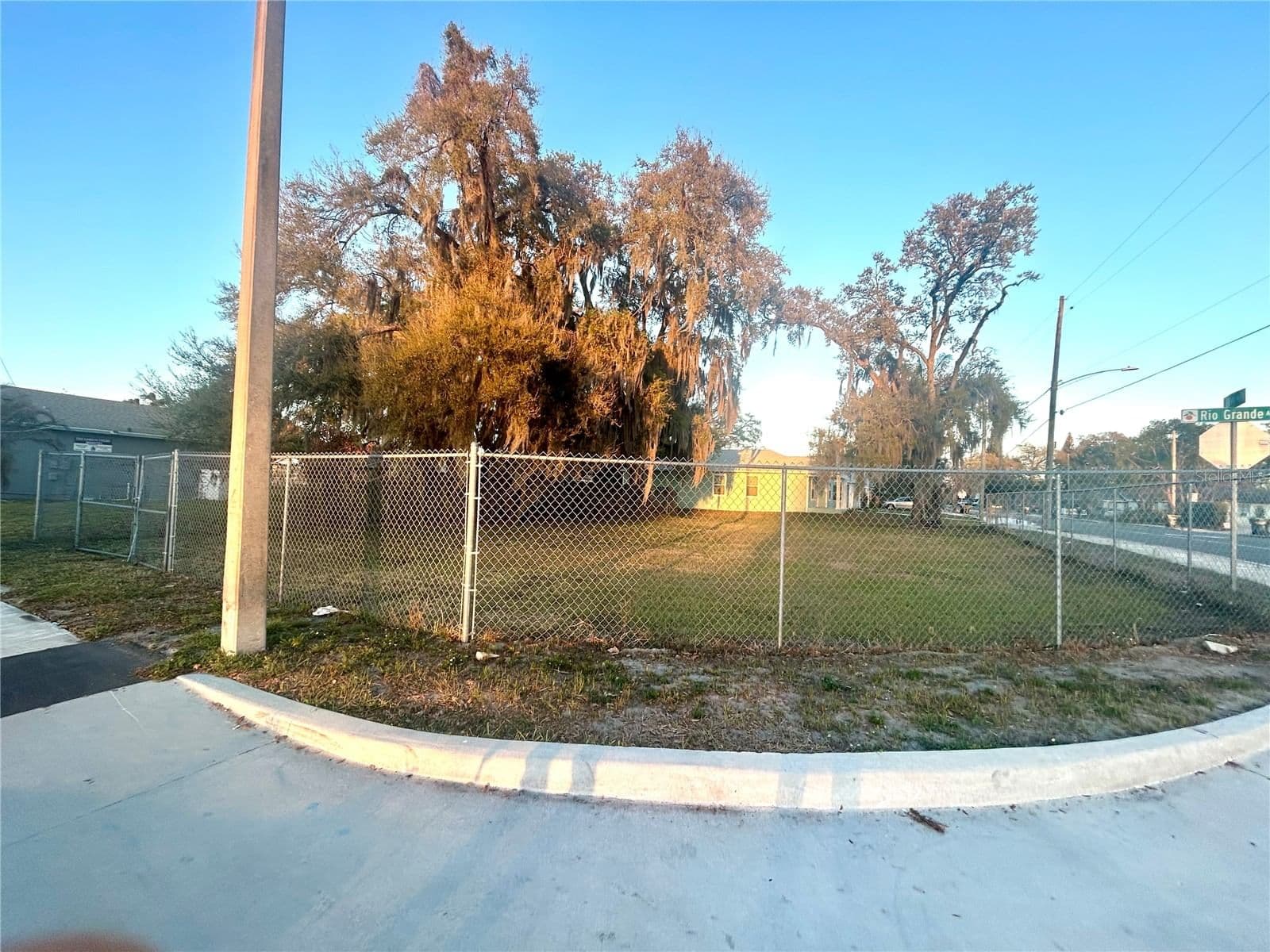 2035 RIO GRANDE Avenue, Orlando, FL 32805 2