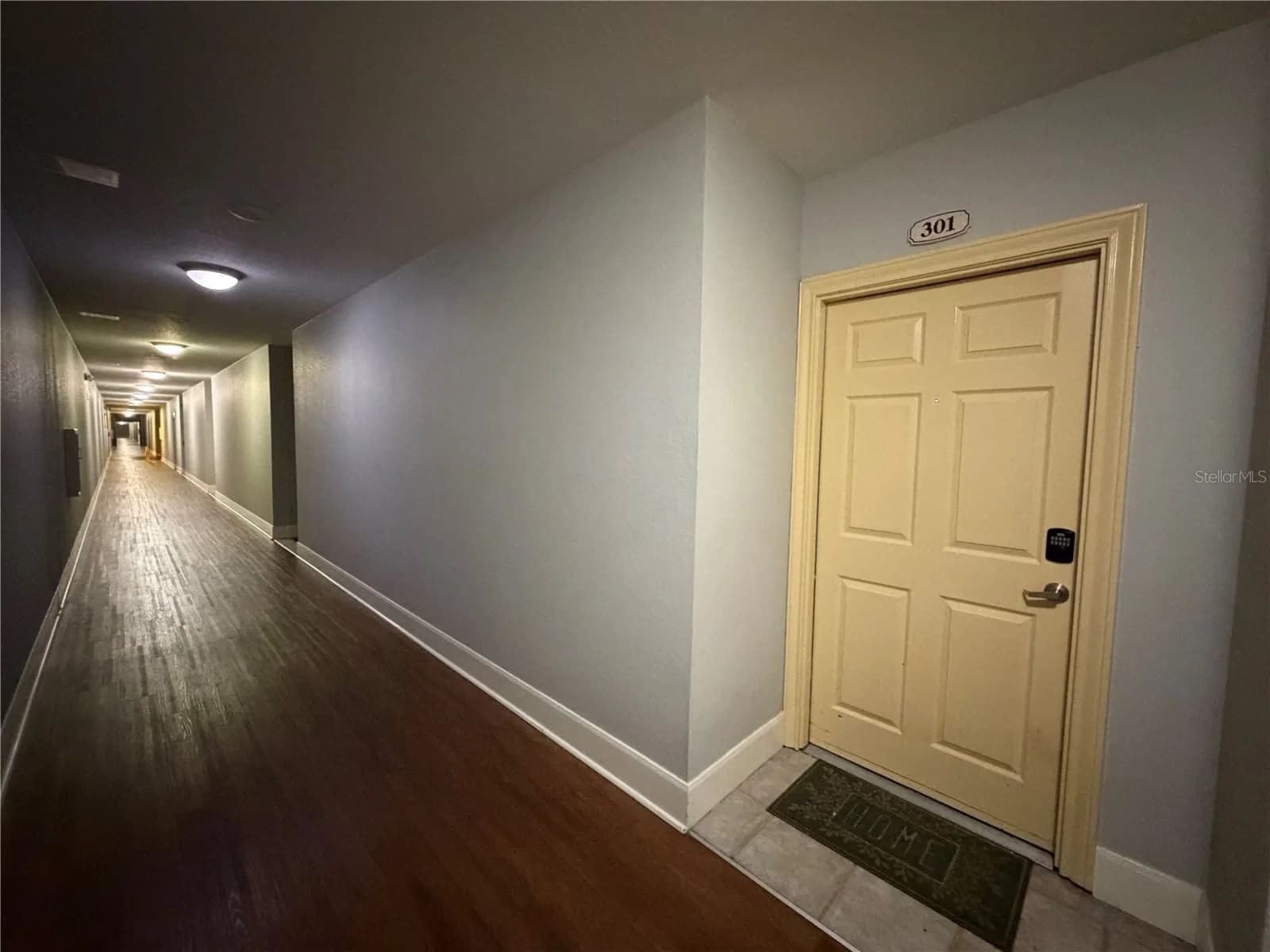 860 ORANGE Avenue #301 4