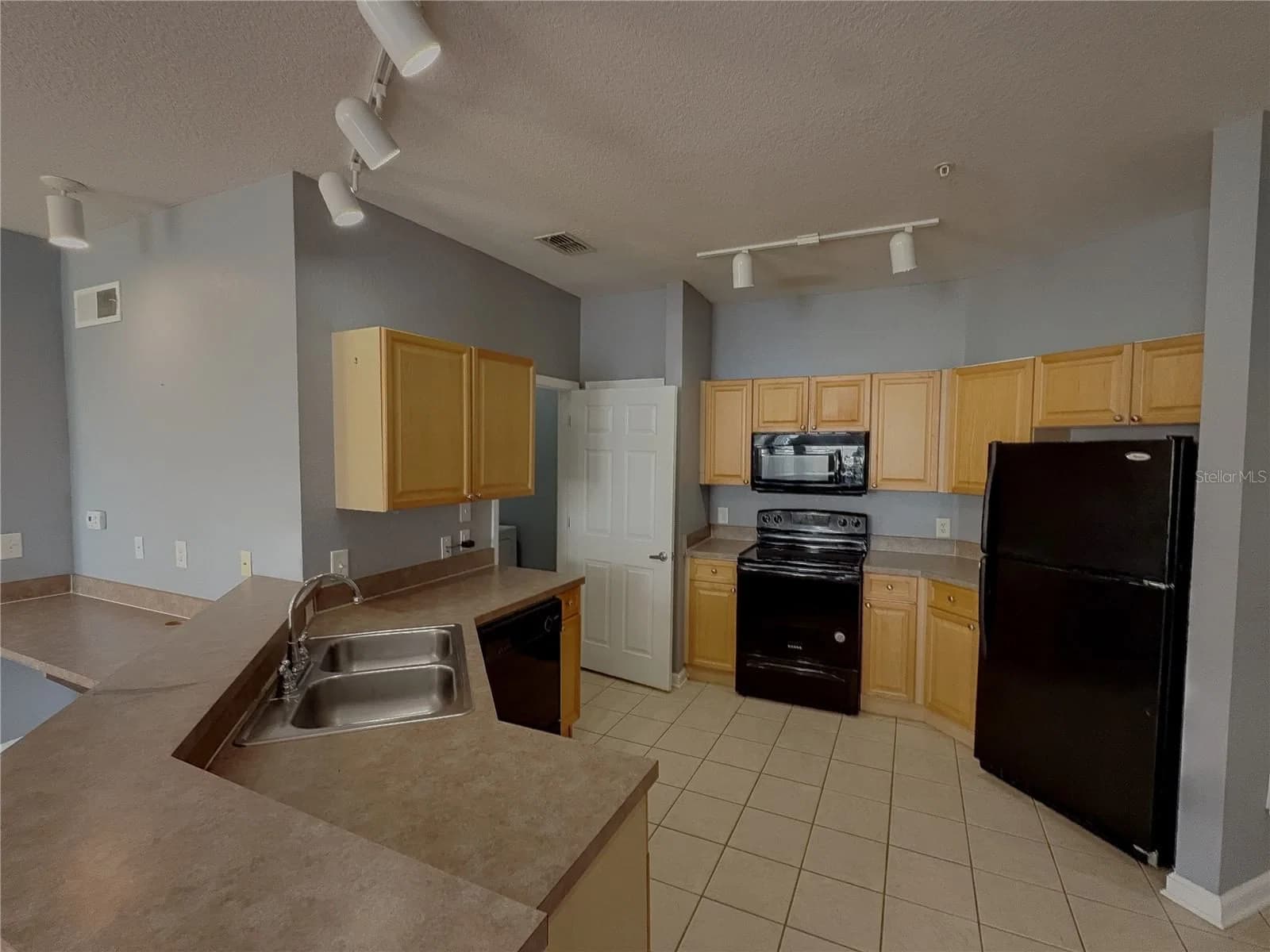 204 TERRACE RIDGE 3