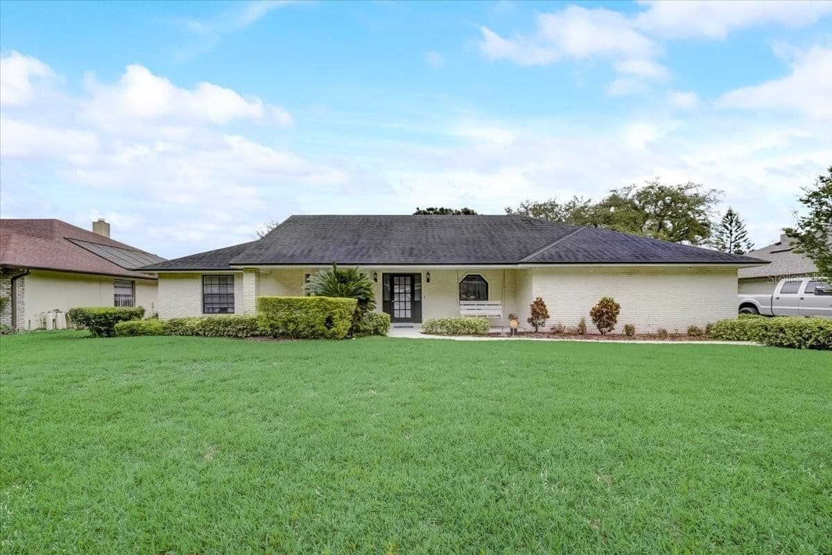7233 BRANCHTREE Drive, Orlando, FL 32835 2