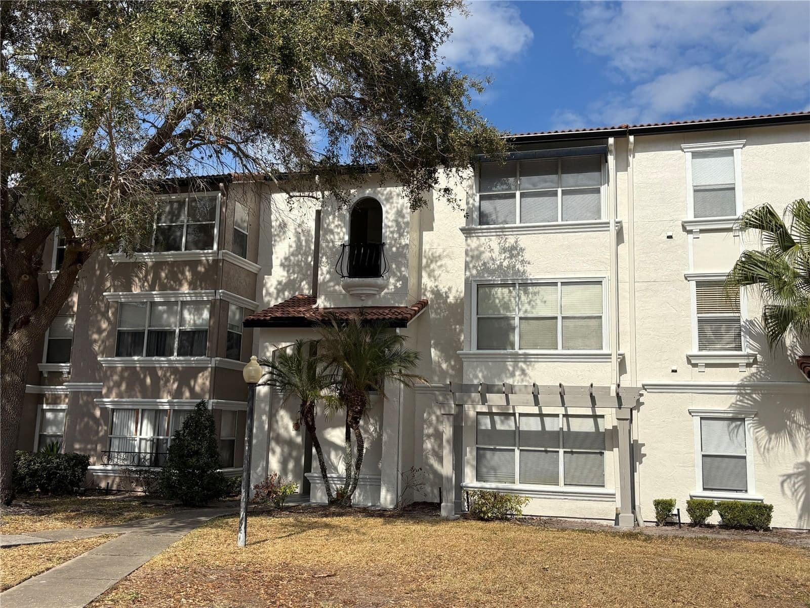 5152 CONROY Road #1316, Orlando, FL 32811 2