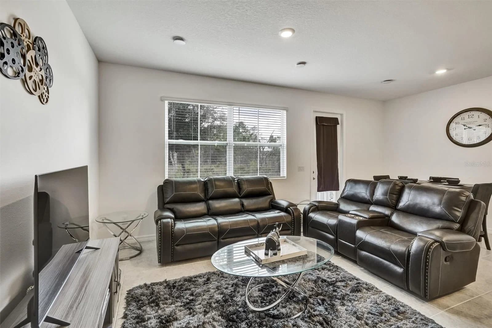 1056 PLANTATION 4
