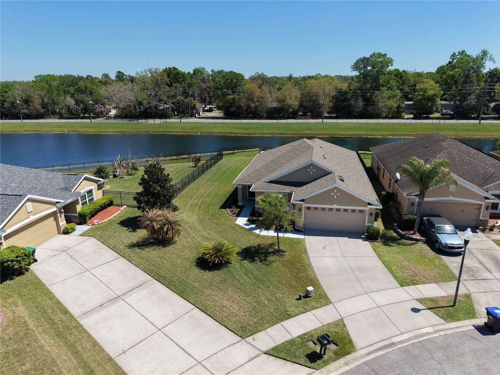 15637 CARINA DR 5