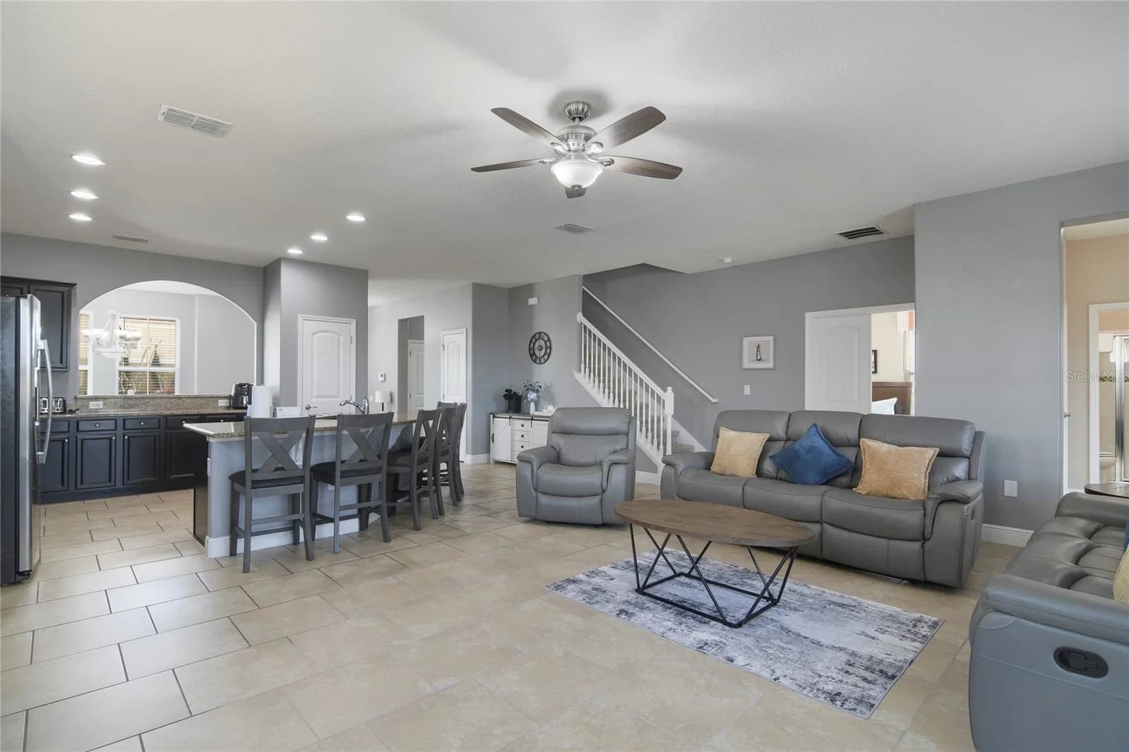 4115 OAKTREE 3