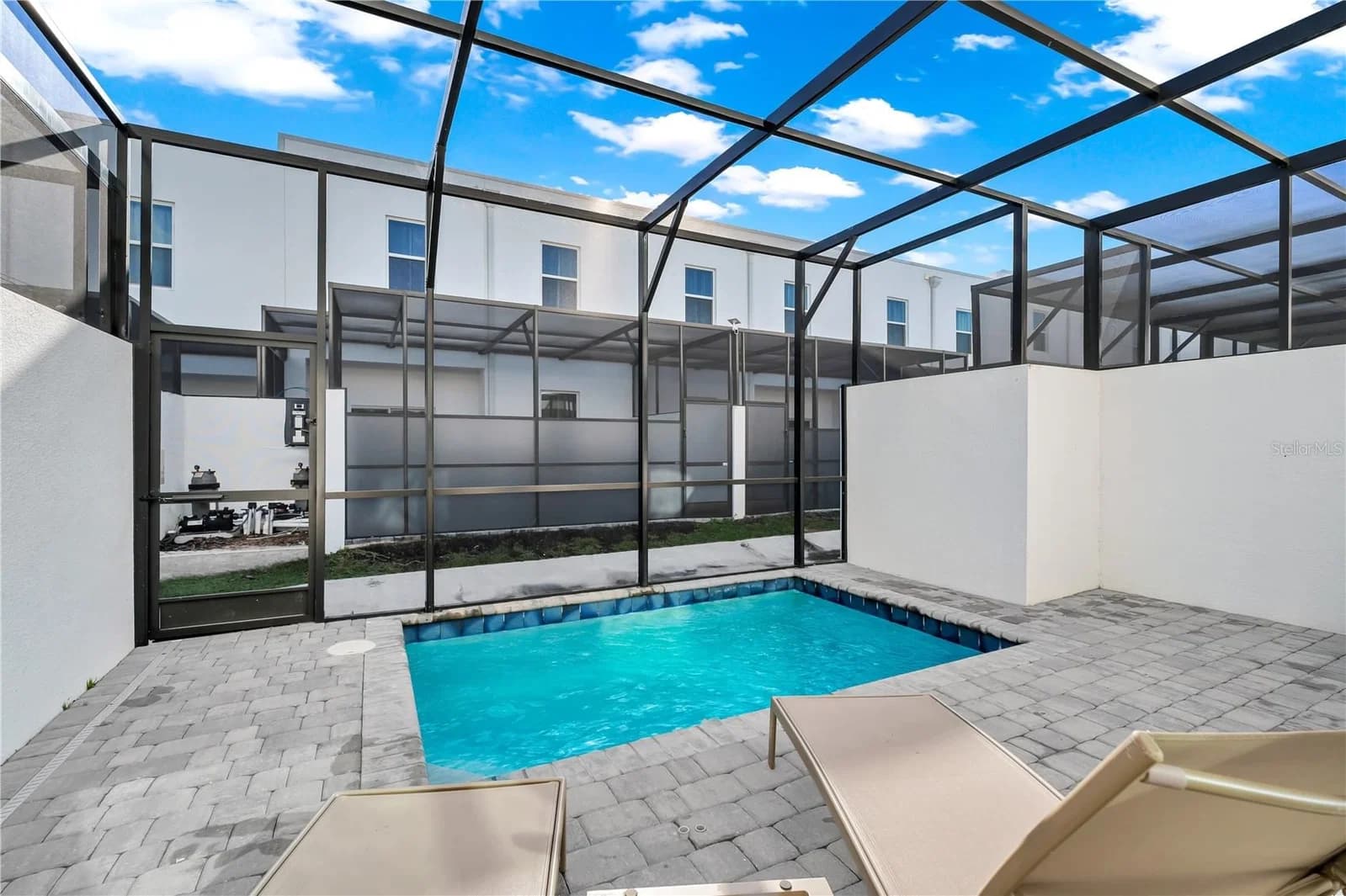 509 FAMAGUSTA DR. 2