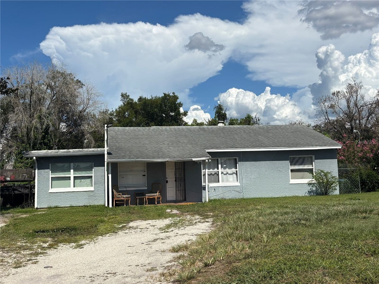 687 WALKUP Drive, Orlando, FL 32808 2