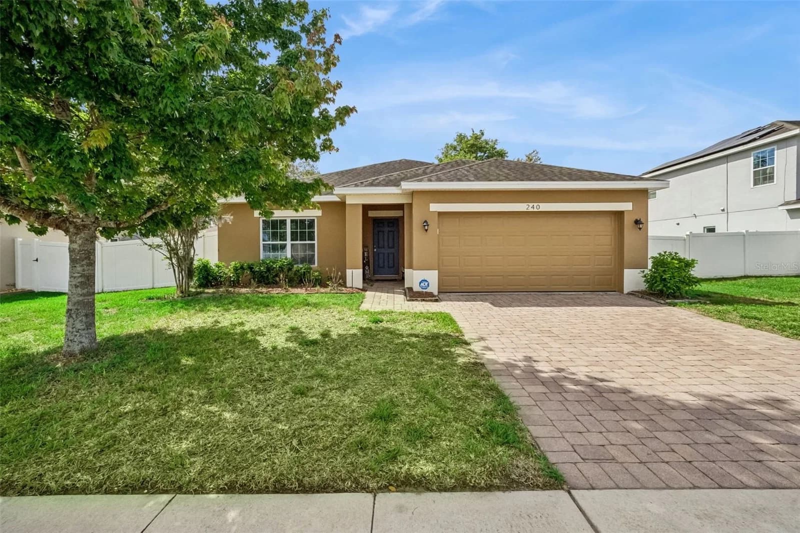 240 WHISPERING PINES, Davenport, FL 33837