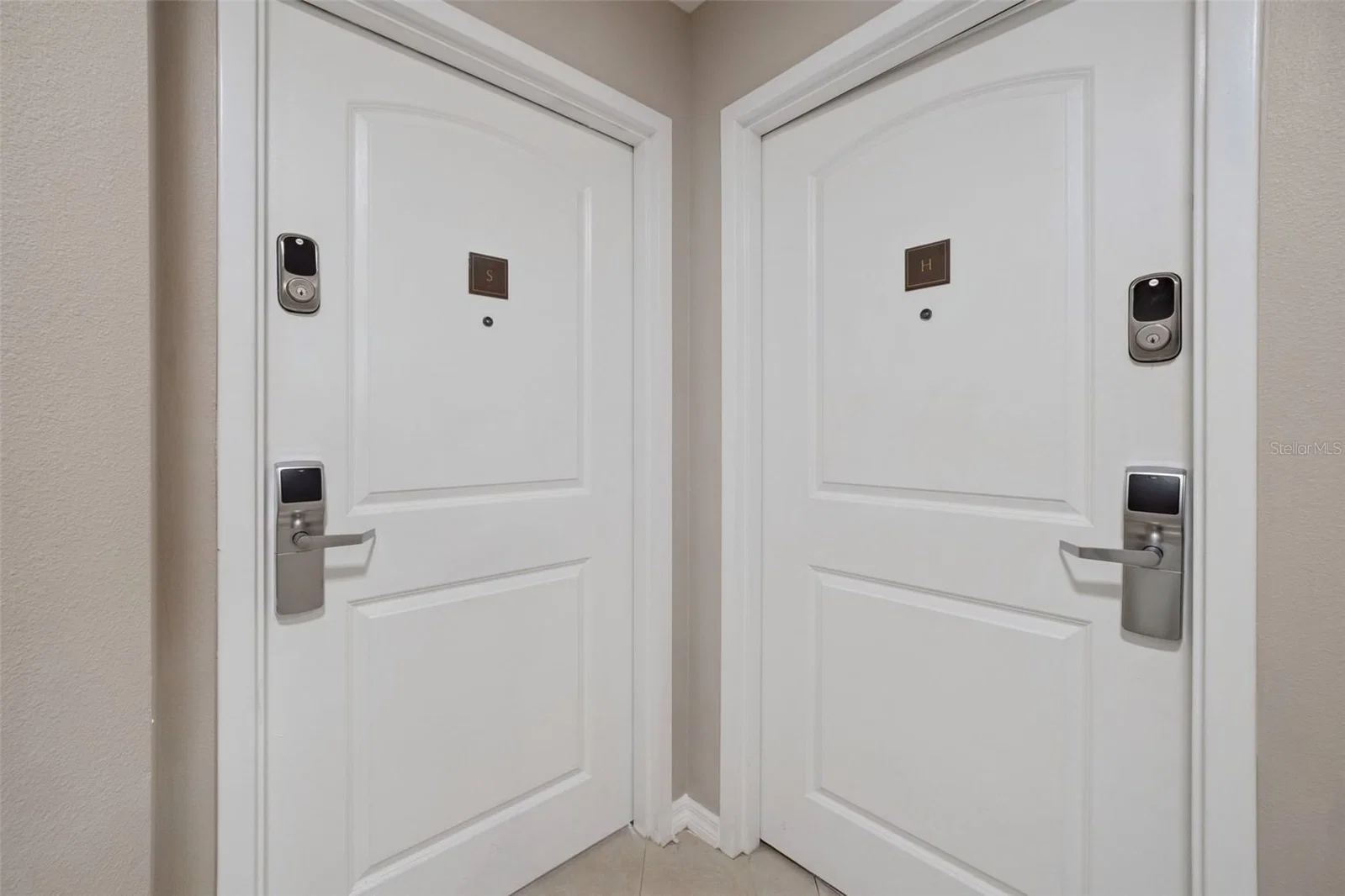 7395 UNIVERSAL Boulevard #1205 4