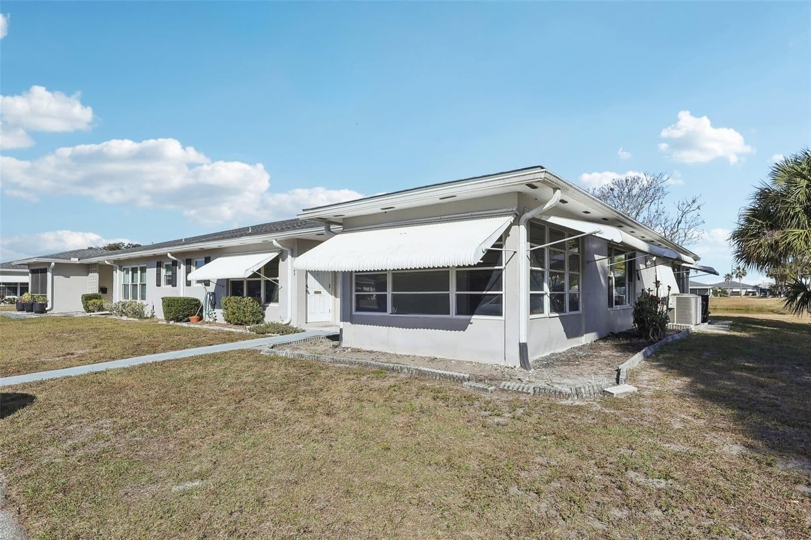 11147 ACME Drive #207D, Orlando, FL 32825 2