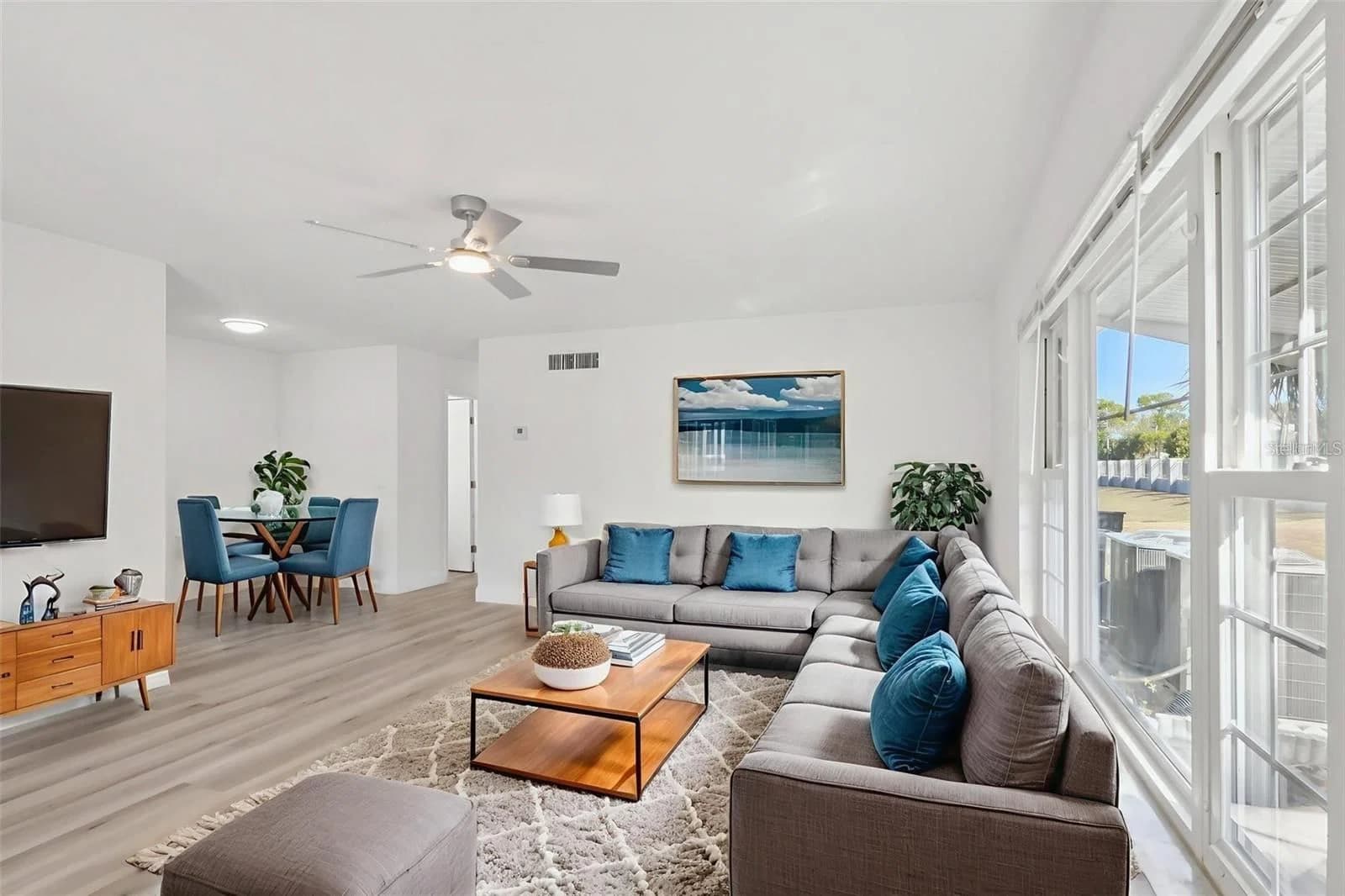 11147 ACME Drive #207D 4