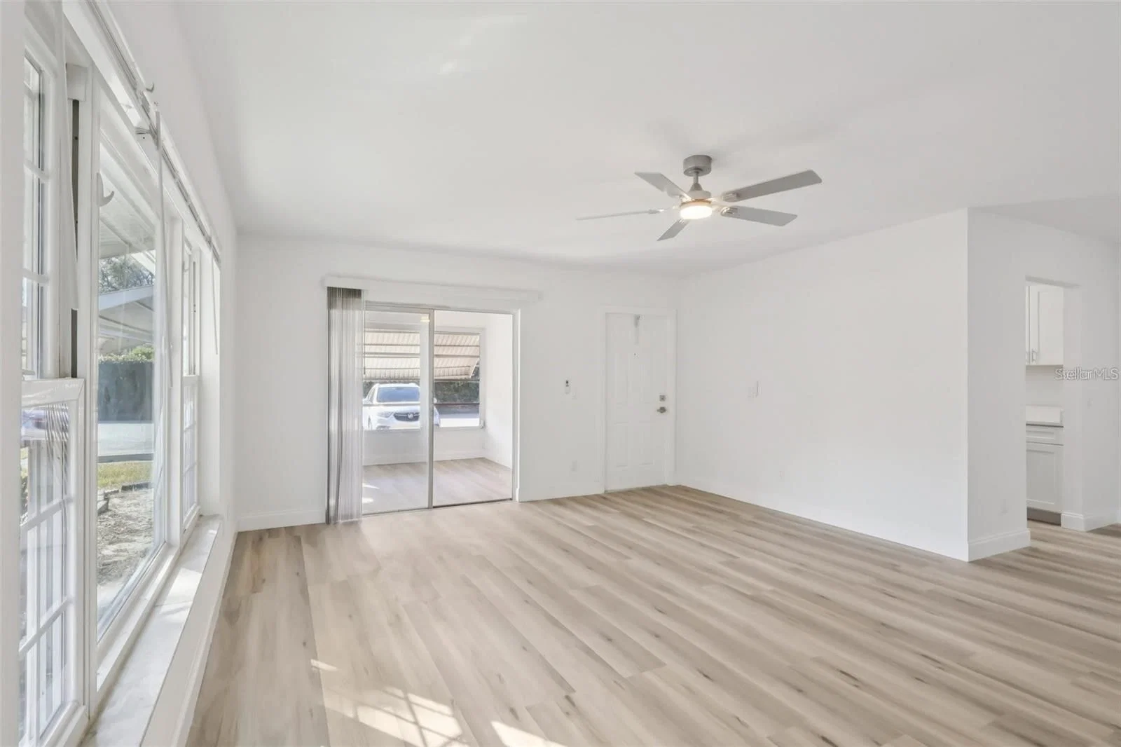 11147 ACME Drive #207D 5