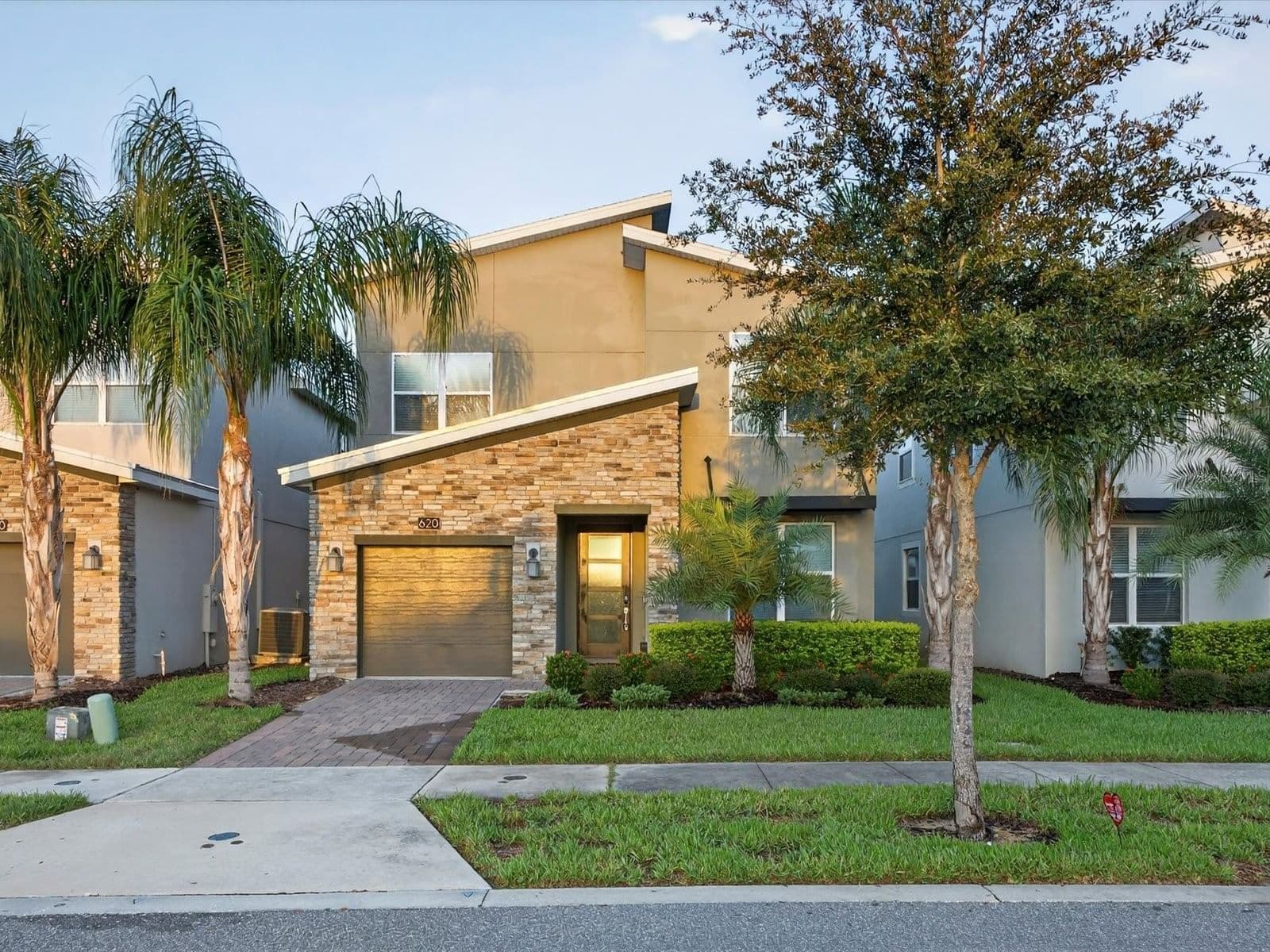 620 STICKS, Davenport, FL 33896