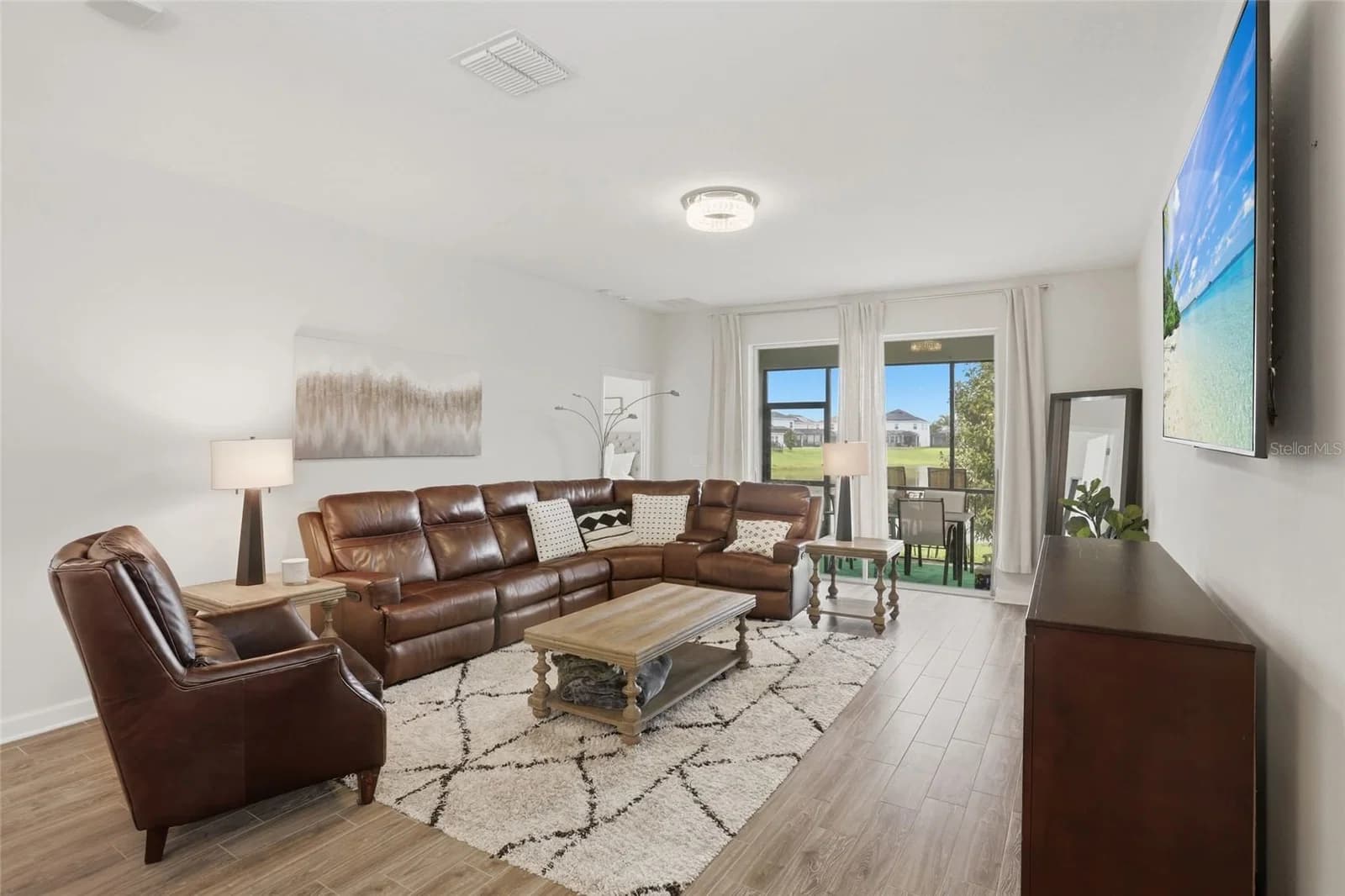 2154 CAMDEN 4