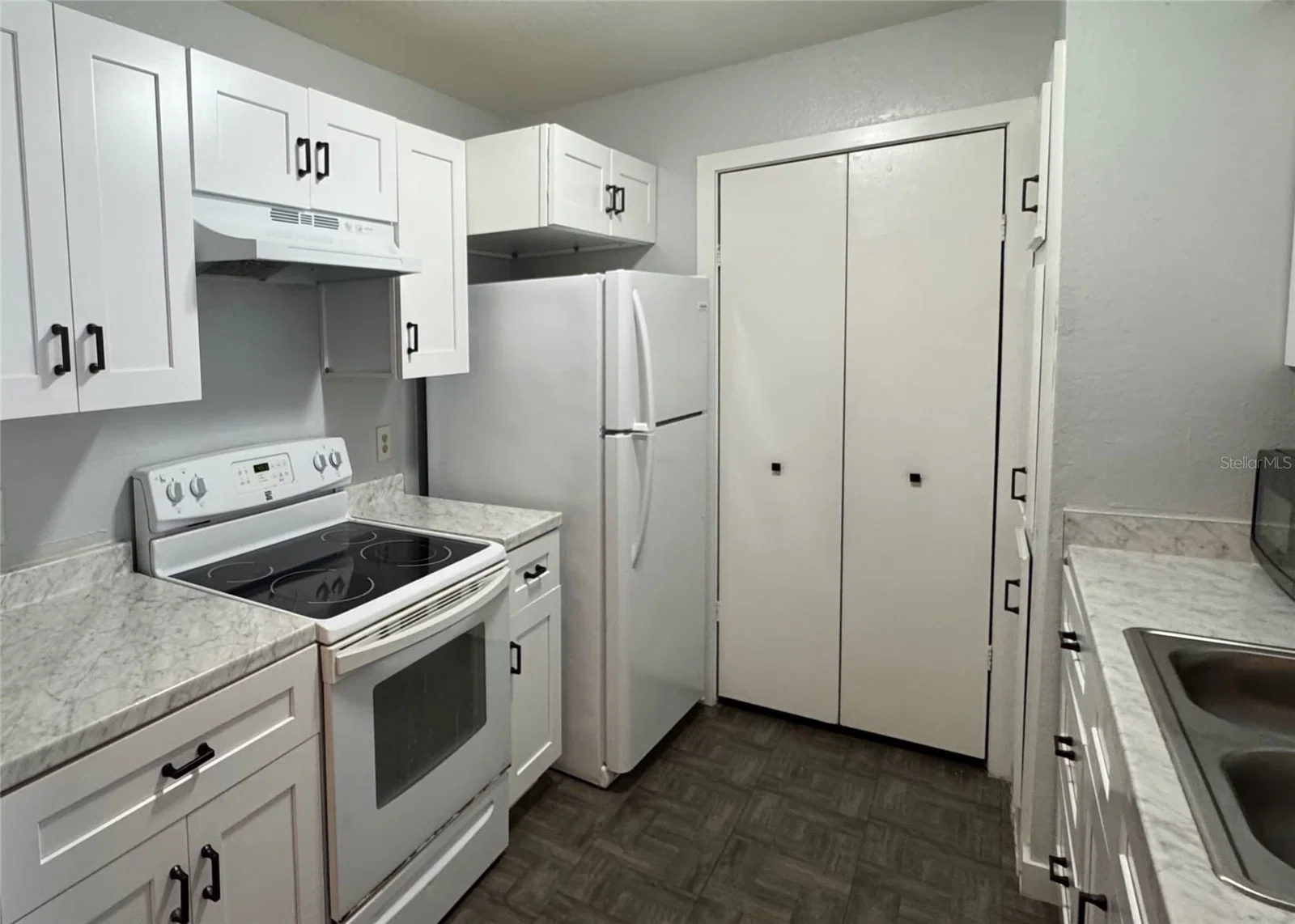 5540 DEVONBRIAR Way #203, Orlando, FL 32822 3