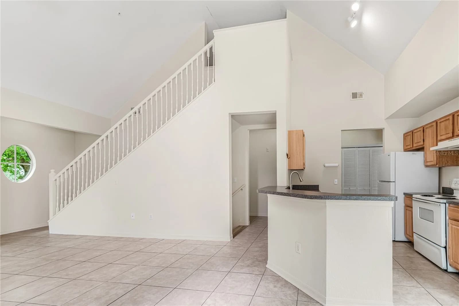 6025 WESTGATE Drive #2527 4