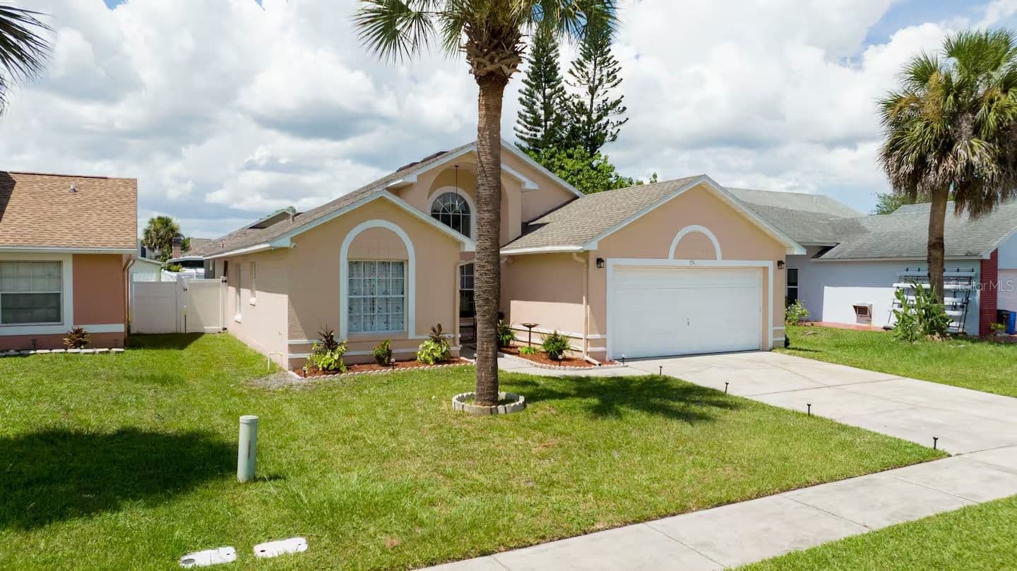 751 COUNTRY WOODS, Kissimmee, FL 34744