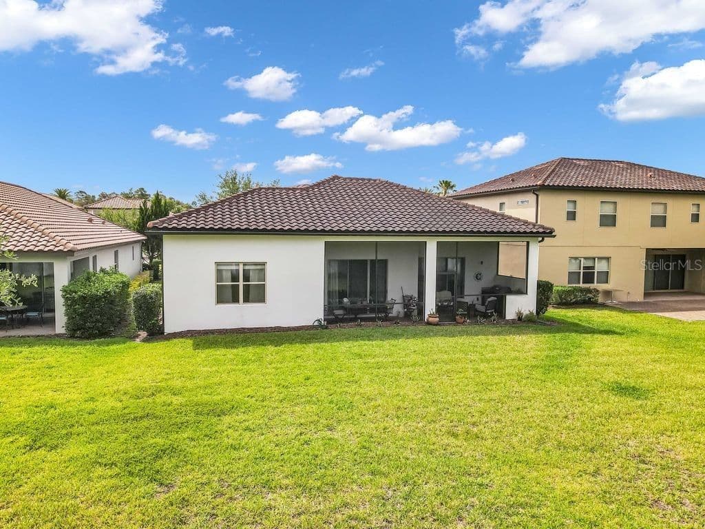 10944 CITRON OAKS Drive 5