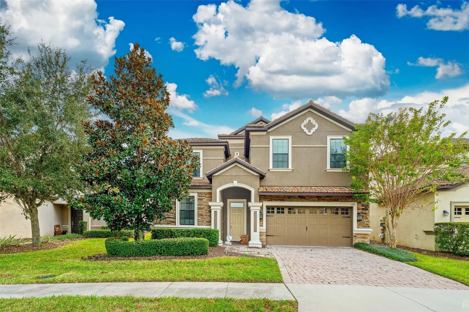 1496 MOON VALLEY 4
