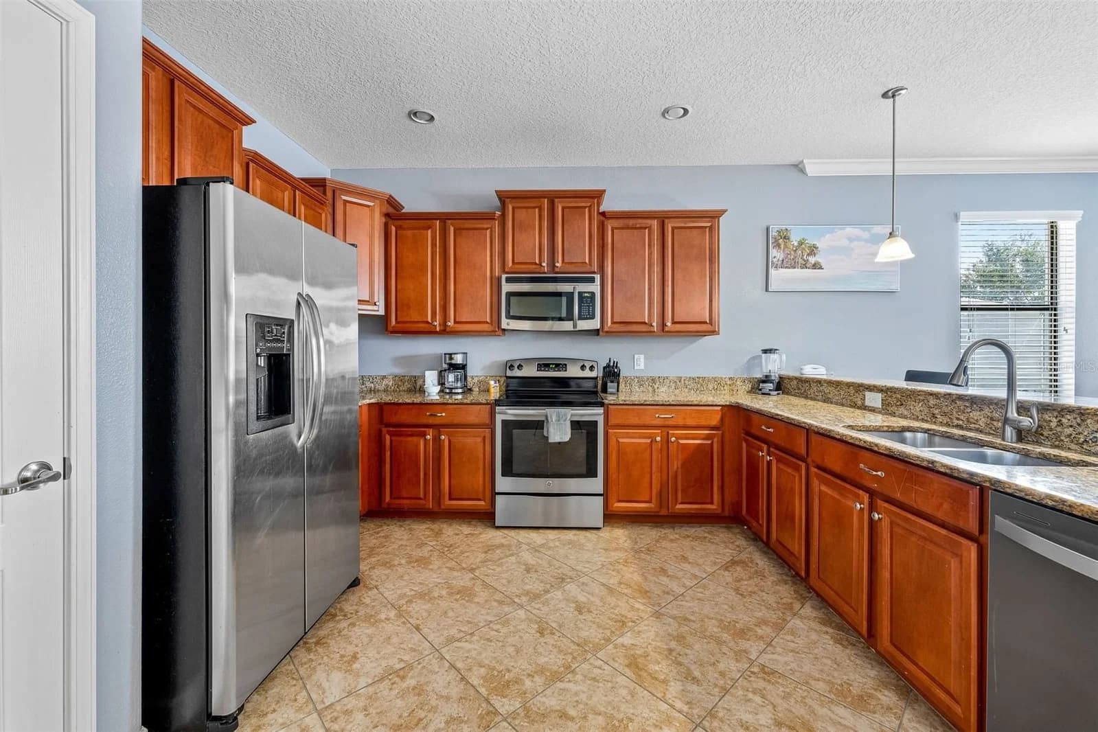 1496 MOON VALLEY 5