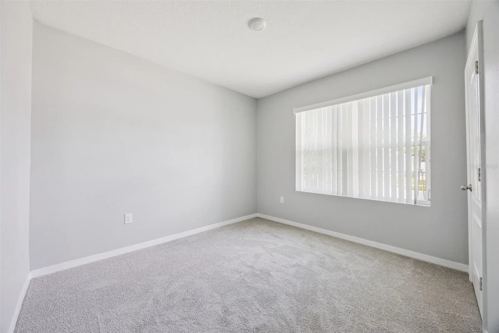1603 BARBERRY 4