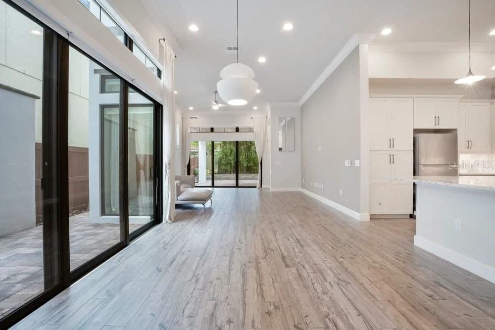 8394 VIA VITTORIA WAY 4