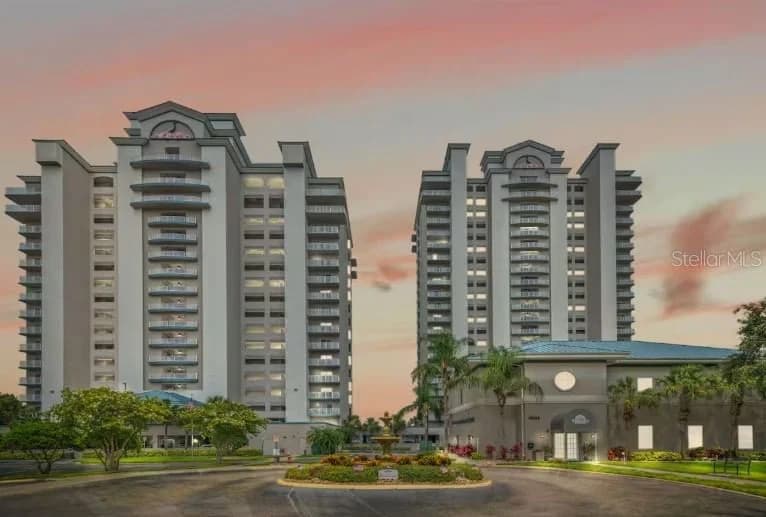 13415 BLUE HERON BEACH Drive #403, Orlando, FL 32821