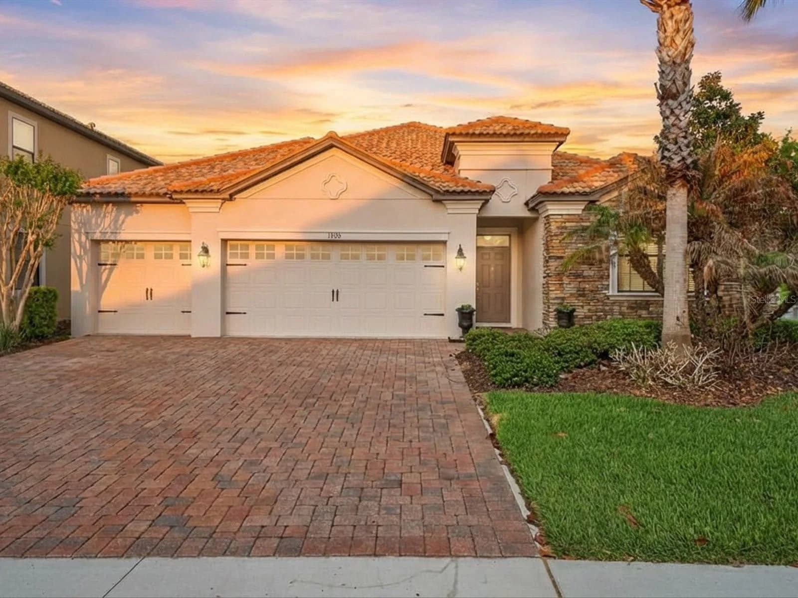 1300 GLENEAGLES, Davenport, FL 33896