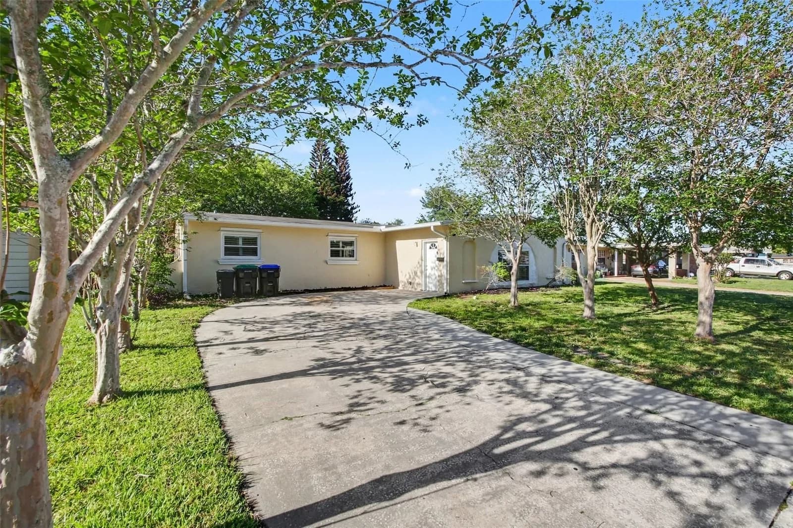 722 GALSWORTHY Avenue, Orlando, FL 32809 2
