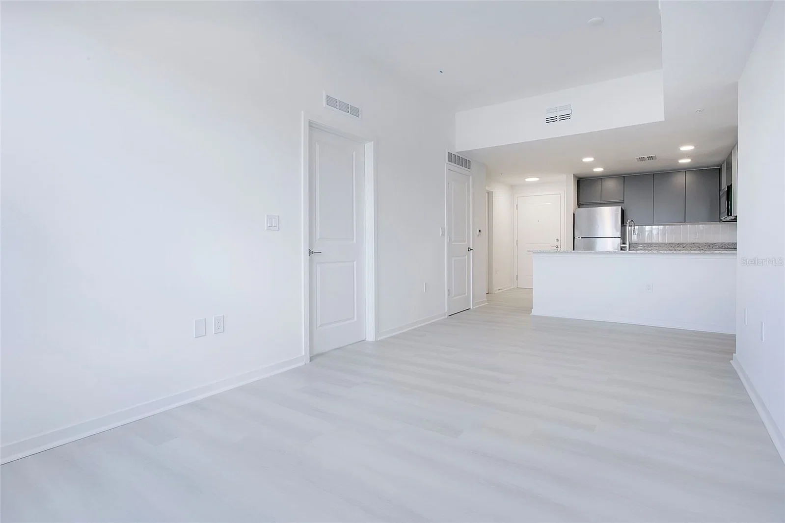 5579 MILLENIA PARK Boulevard #106 5
