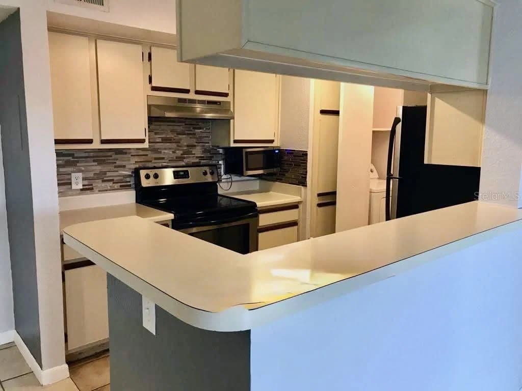 4460 PERKINSHIRE Lane #T206, Orlando, FL 32822 3