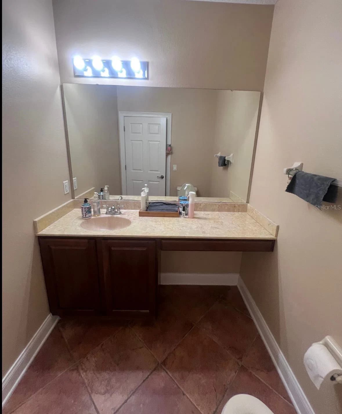 6845 PIAZZA Street 5