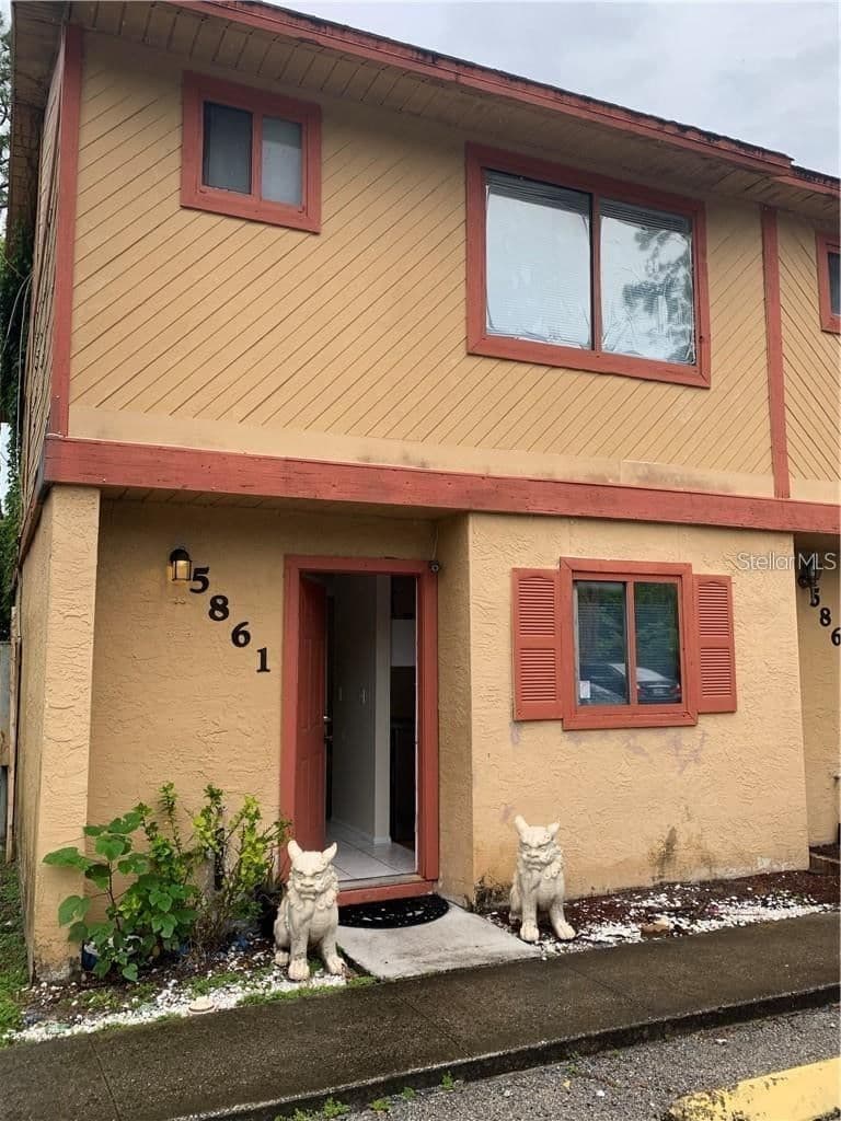 5861 CURRY FORD Road #12, Orlando, FL 32822
