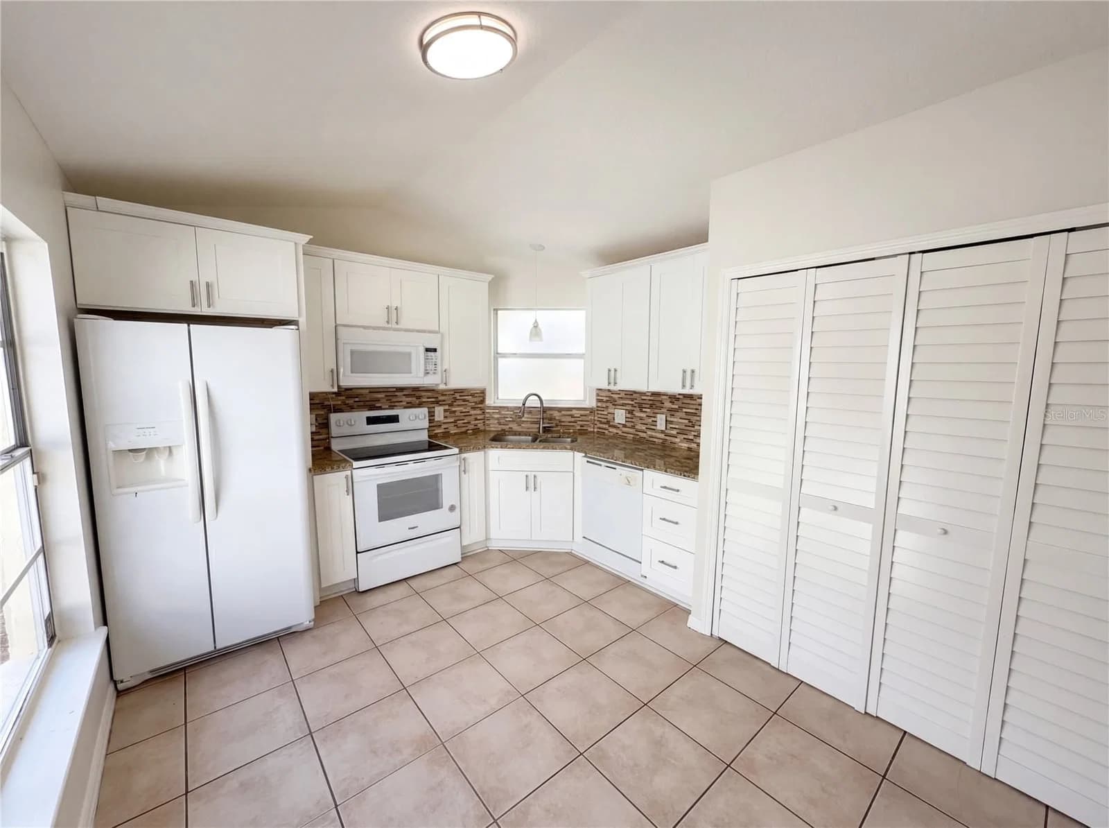 9814 DEAN COVE Lane, Orlando, FL 32825 2