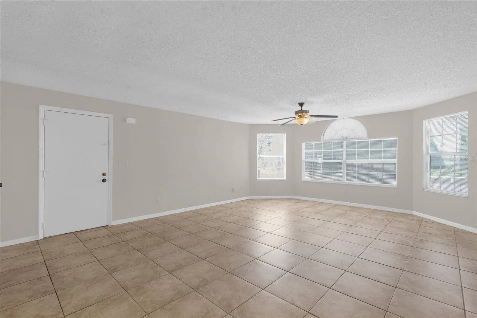 2731 POINCIANA, Kissimmee, FL 34746 2