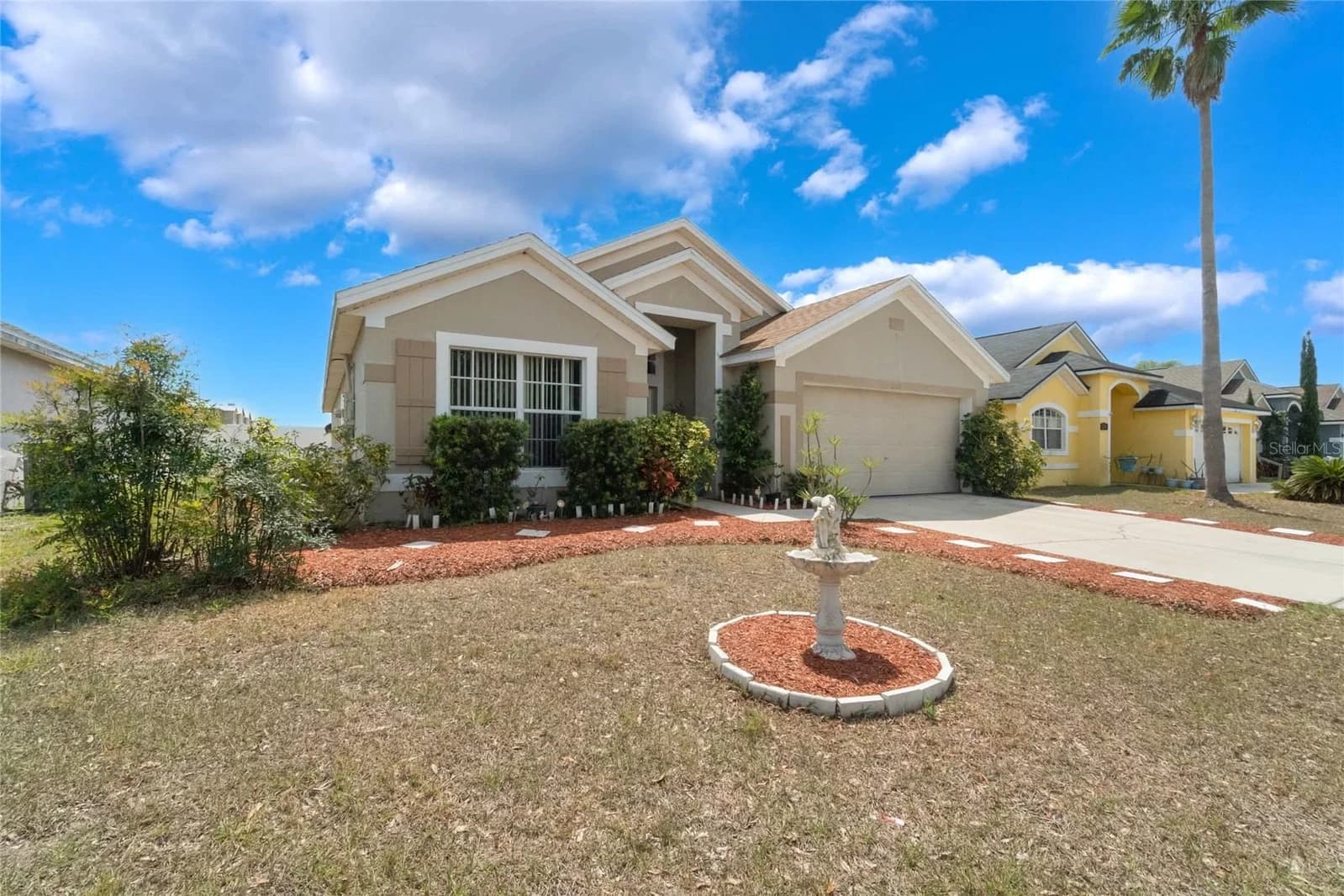 640 LADY DIANA, Davenport, FL 33837