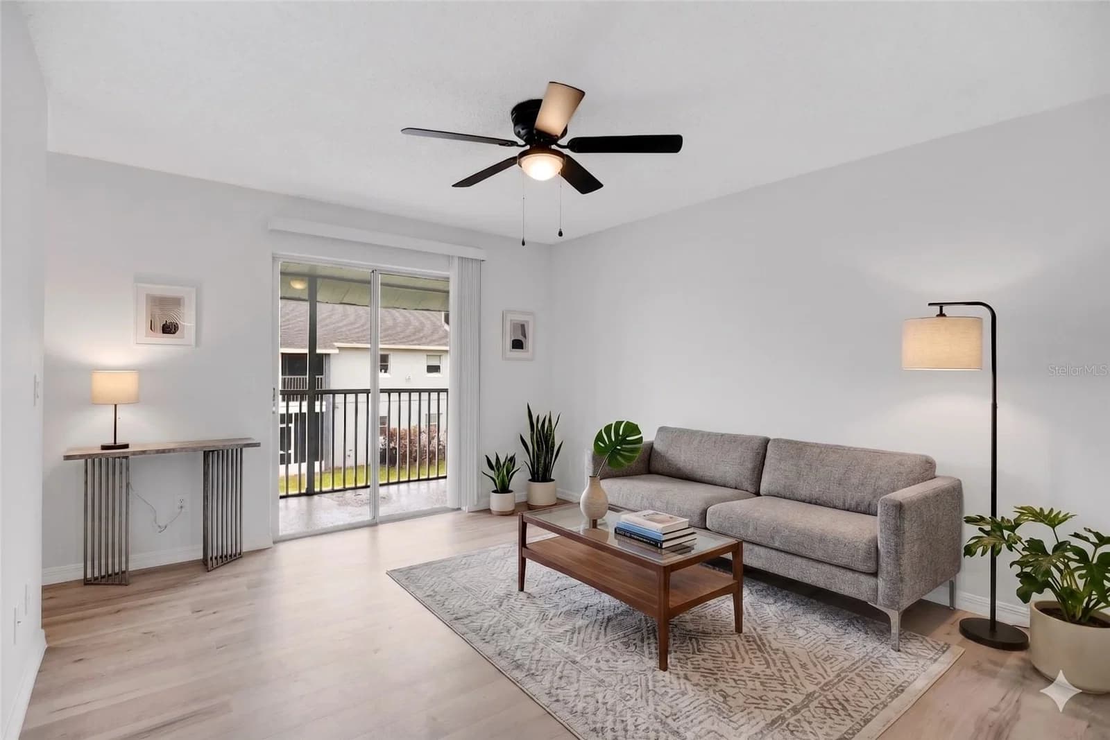 4100 PERSHING POINTE Place #3, Orlando, FL 32822 2