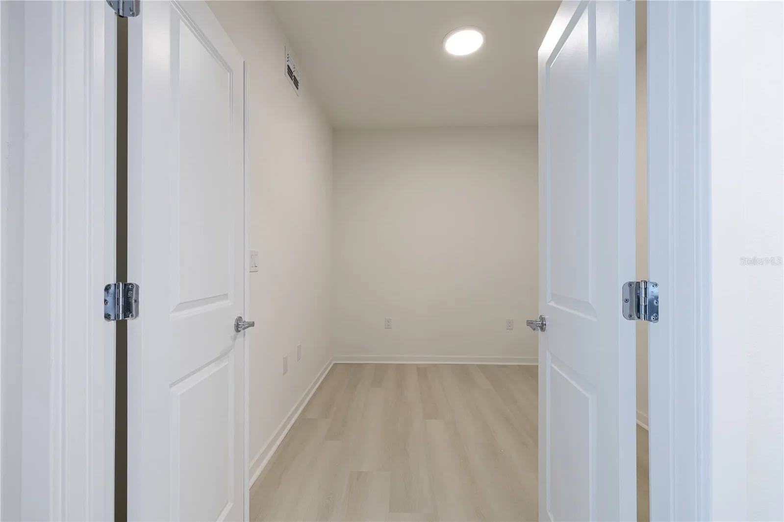 5579 MILLENIA PARK Boulevard #323 5