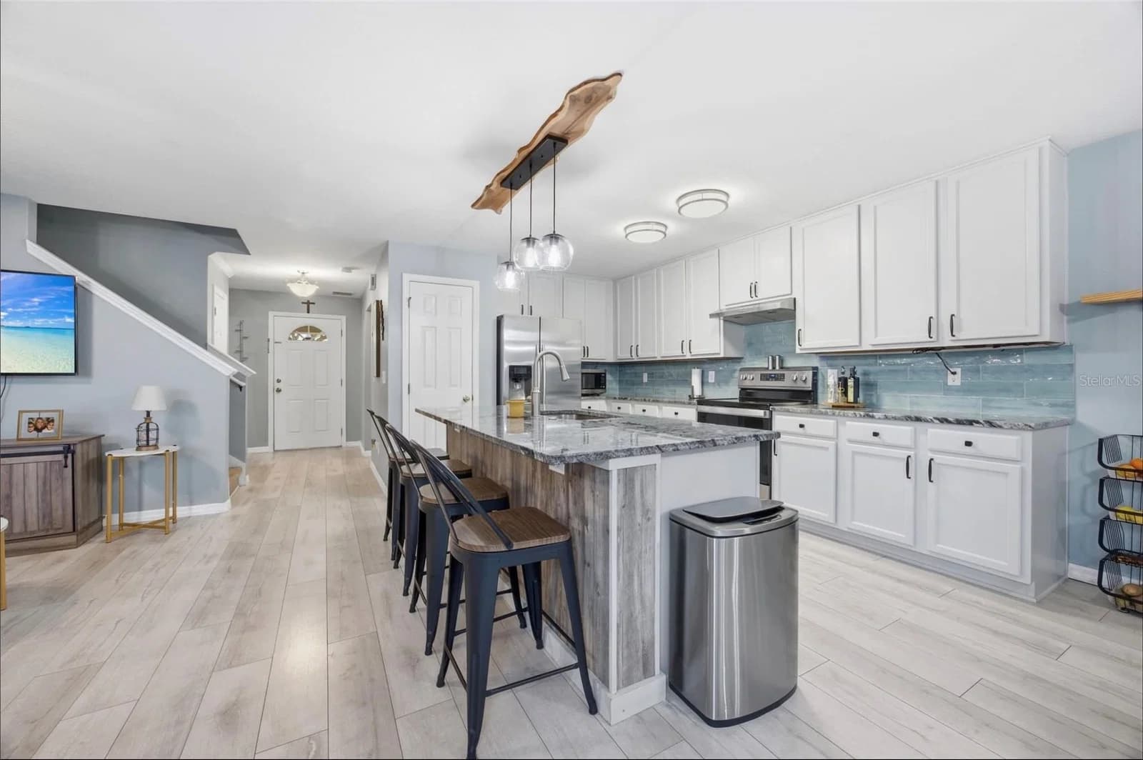 2553 ABEY BLANCO Drive 5