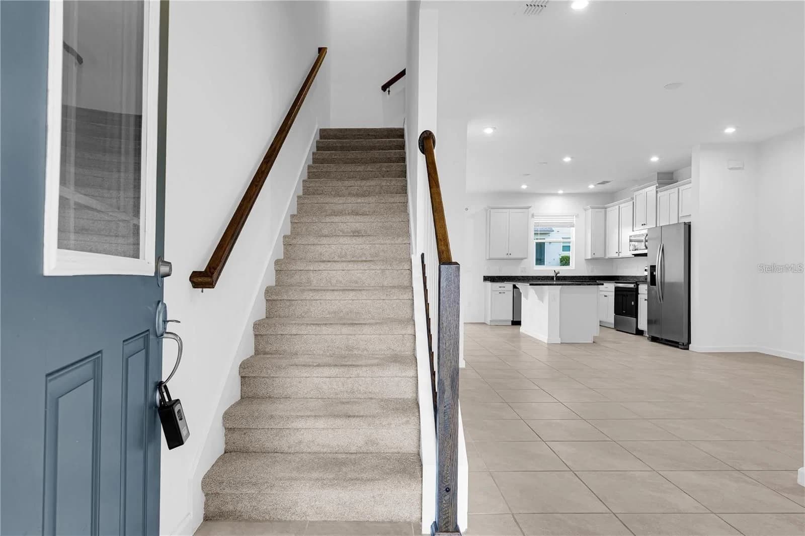 1104 LAKESHORE BREEZE 4